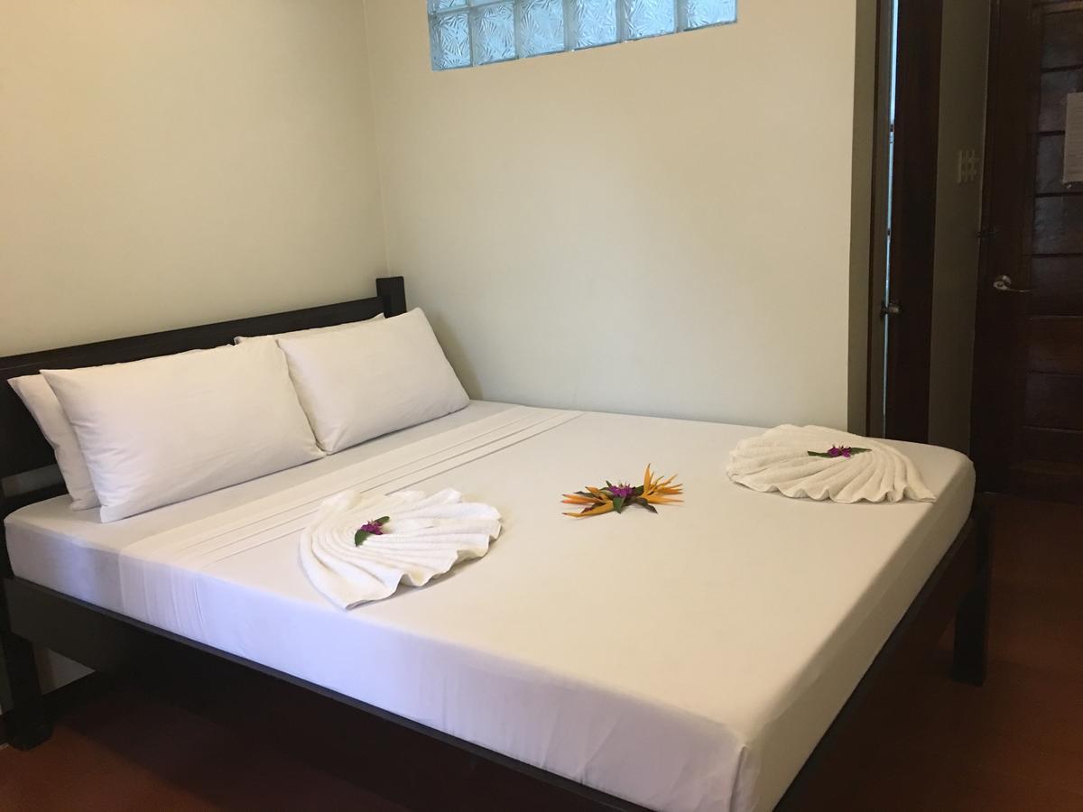 Seaslugs Travellers Inn El Nido Εξωτερικό φωτογραφία