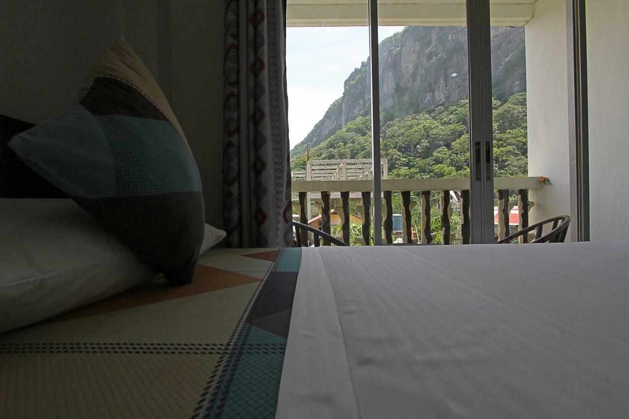 Seaslugs Travellers Inn El Nido Εξωτερικό φωτογραφία