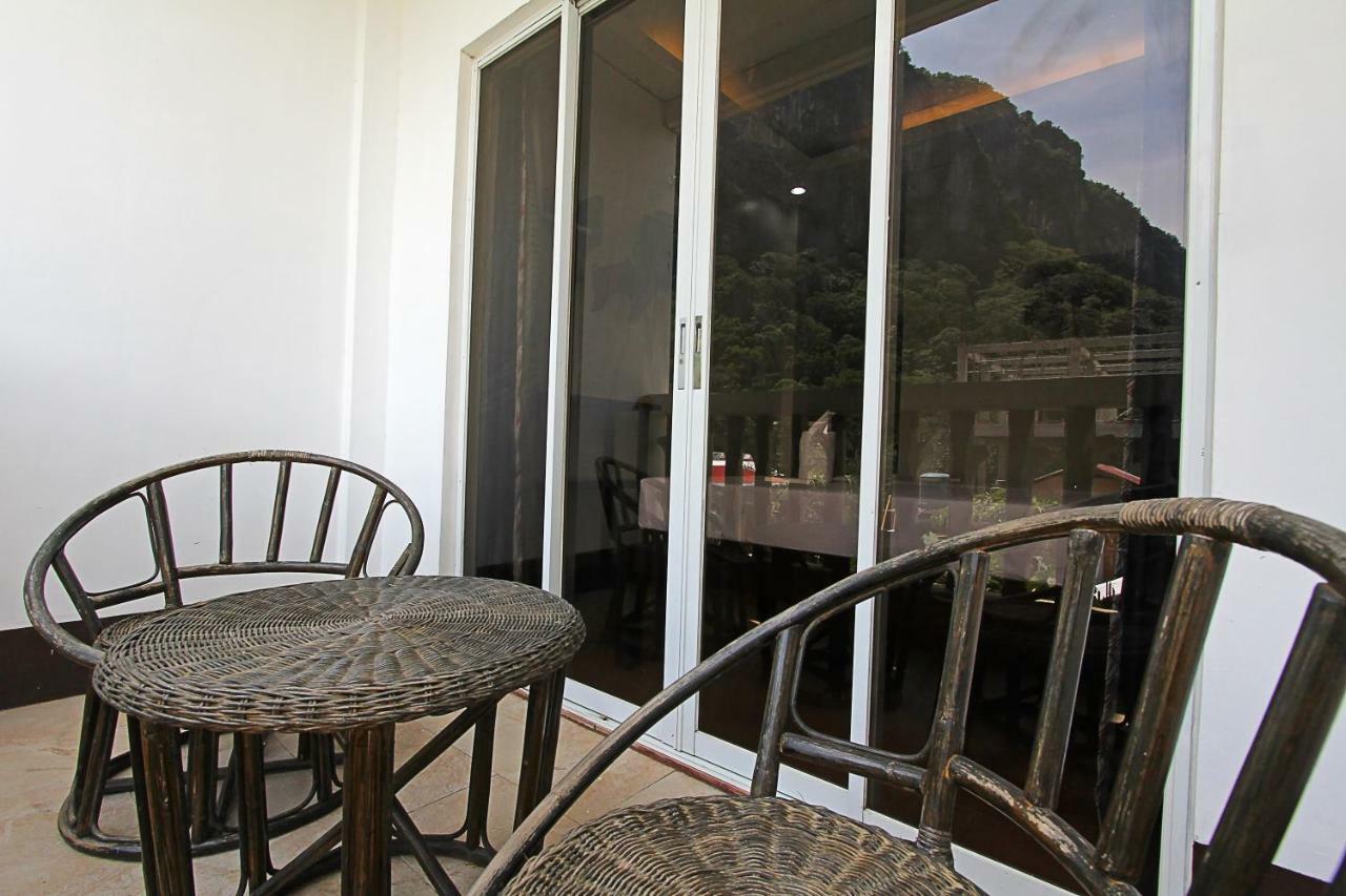 Seaslugs Travellers Inn El Nido Εξωτερικό φωτογραφία